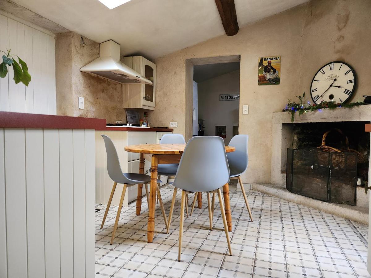 Maison Chaleureuse Et Familiale. Nalliers  Bagian luar foto
